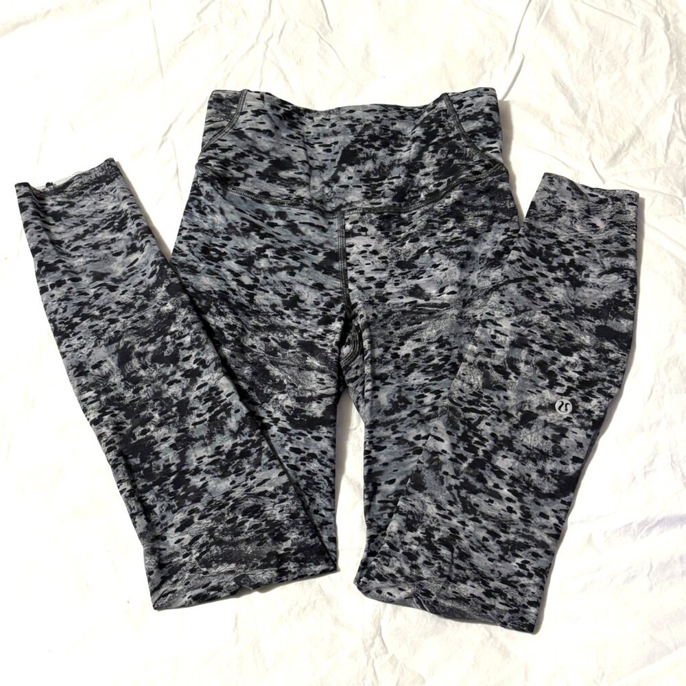 EXCELLENT Lululemon Base Pace High-Rise Tight 25" Estuary Grey Running Leggings - Picture 4 of 10